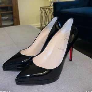 ⭐️ 💯 AUTHENTIC ⭐️ Christian Louboutin Pigalle Plato 120mm Black Patent Heels